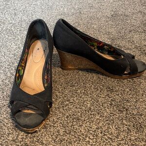 Elegant Black Wedge Heels